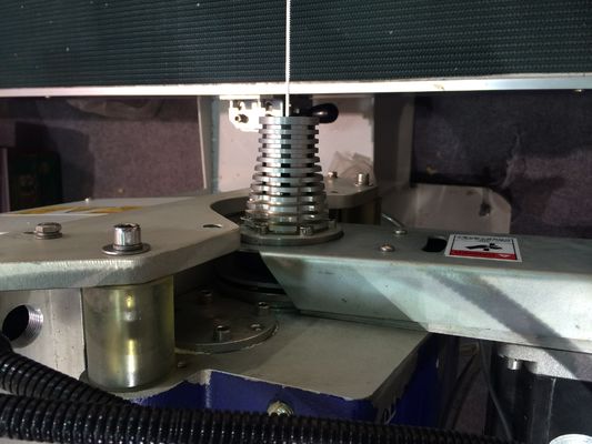 Complex Vacuum Table Type Oscillating Blade Contour Cutter For Flexible Foam