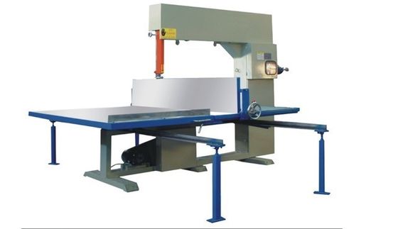 Matress Sponge Vertical Cutting Machine With Linear Guide Positioning Handwheel 1.74kw
