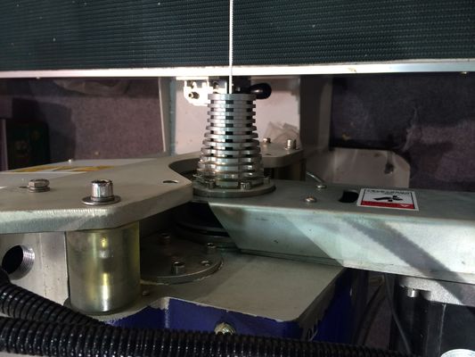 Foam / Oscillating Blade Cutter With Plat Working Table 8.5KW For Flexible Foam