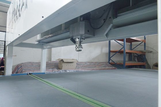 Low Cost DT CNC Cycle Ring Knife Foam Cutting Machine 0 - 6m/Min