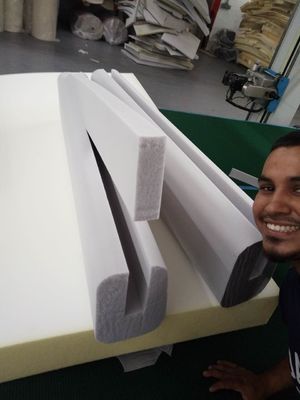 High Speed Easy-to-Use Multi-Function Plastic Cutting Machine Special Shape Mattress Foam Sponge Cutter