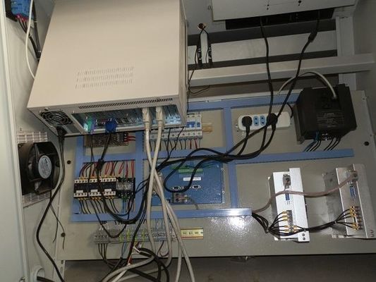 Moved Work Table Vertical Computerized CNC Fast Wire Contour Cutting Machine  For Phenol Foam